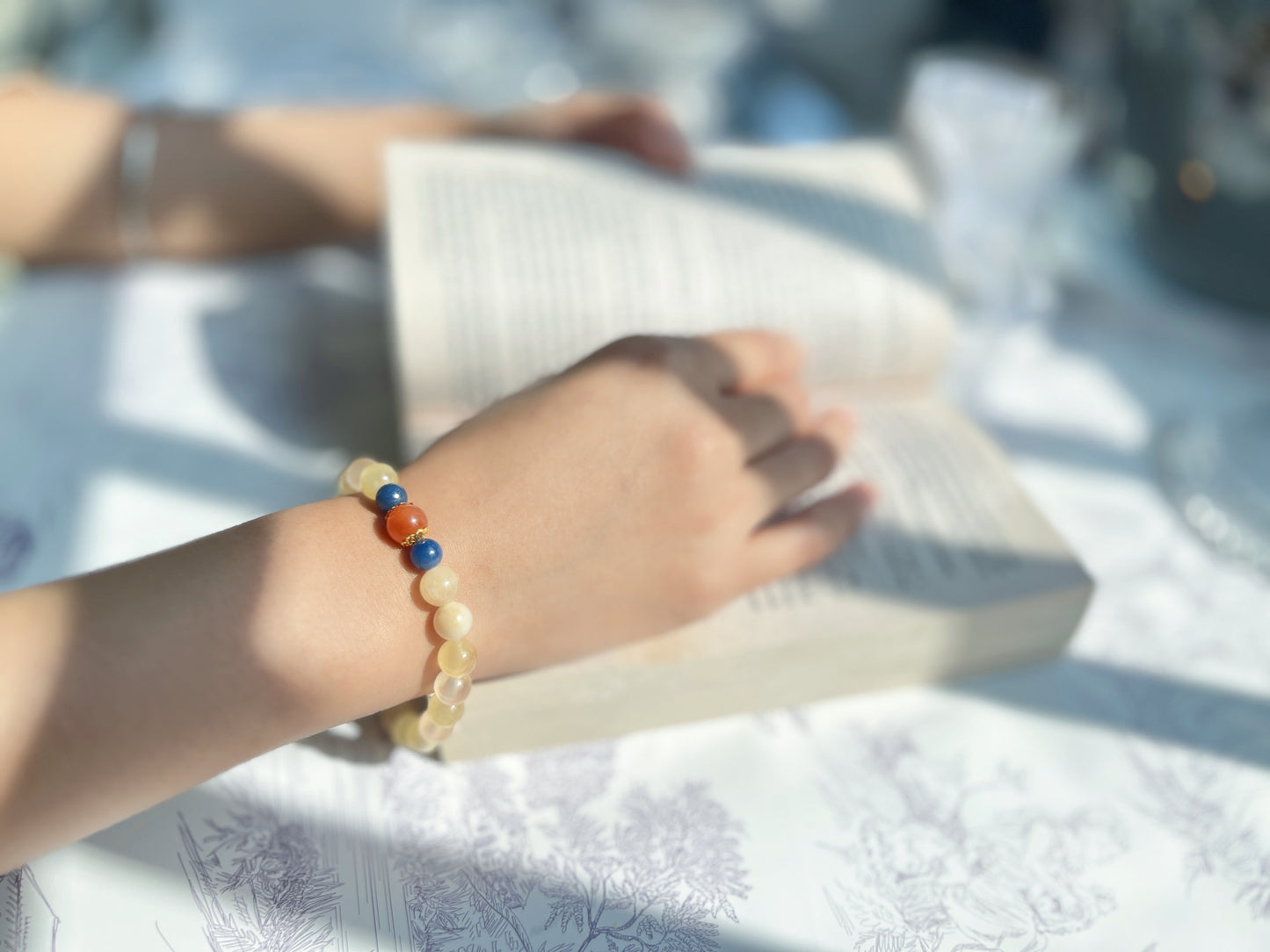 Sun in Golden Sand -  Yellow Quartz Bracelet